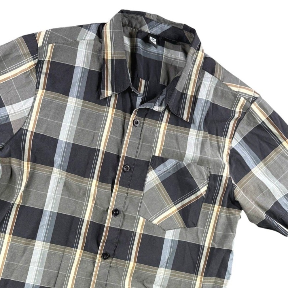 Rusty Shirt Men L Plaid Short Sleeve Button Up‎ Casual Skate Surf Pocket Top